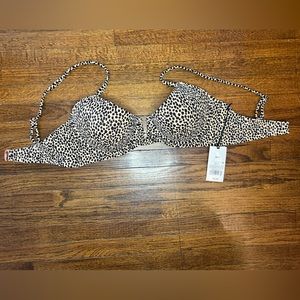Leopard bikini top NWT